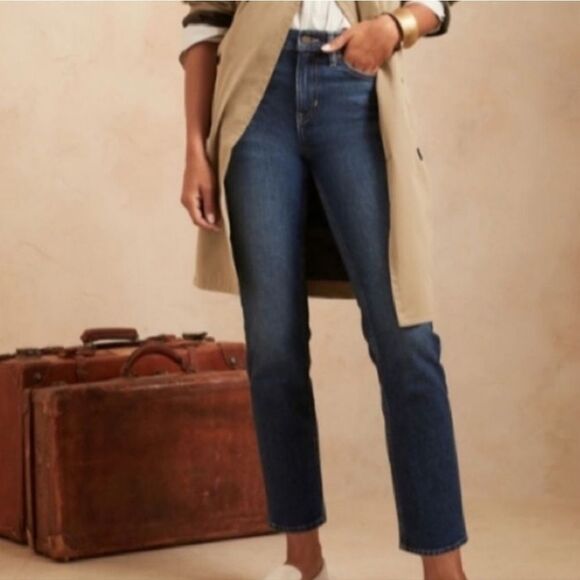 Banana Republic Women's Straight Vail Blue Denim Jeans - Picture 2 of 16